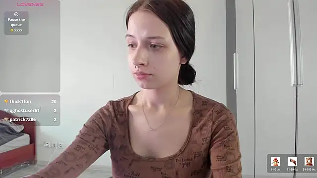 AlicePowells' Live XXX Chat