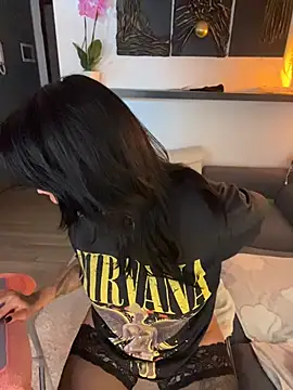 دردشة ReynaTatty الجنسية المباشرة