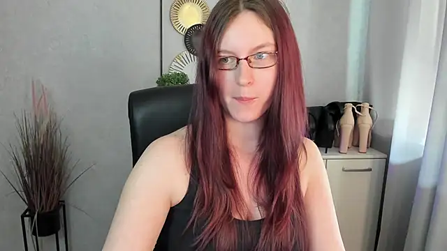 Chatroom XXX en direct de emmaxDelight