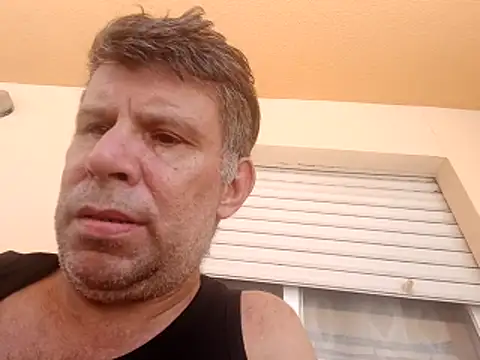 stud2512 live XXX chat