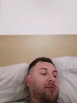 Онлайн чат XXX hugedickedd