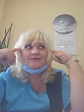 AliceStar333's Live XXX Chat
