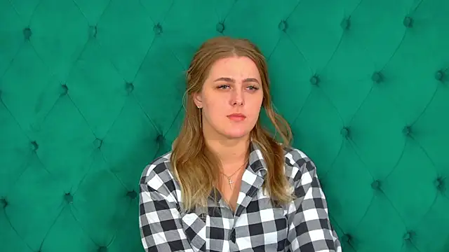 EllaBells' Live XXX Chat