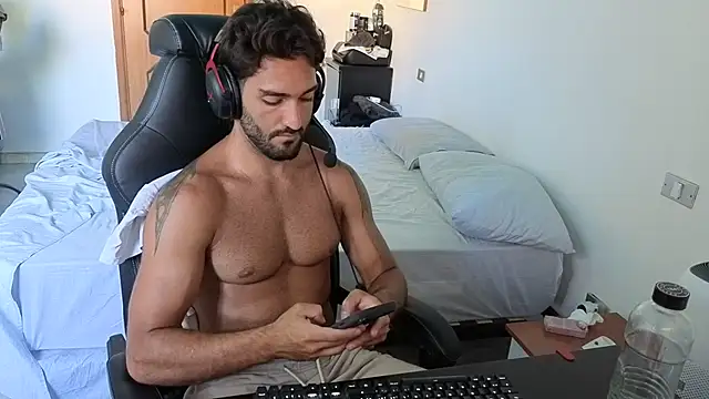 XXX chat uživo modela Al3xox02