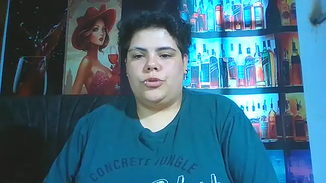 Hailey_Curvy's Live XXX Chat