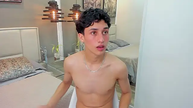 Czat XXX na żywo – thom_ames