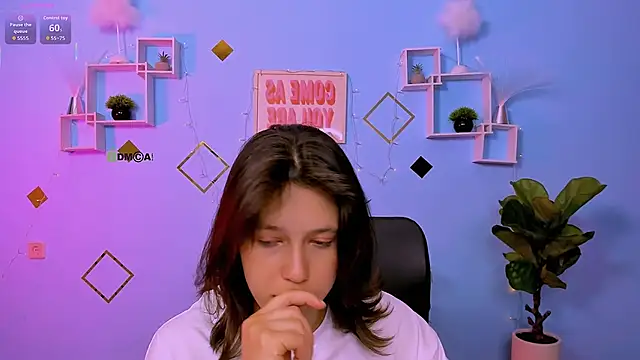צ'אט XXX בשידור חי של aria_wild_
