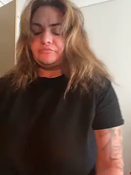 Онлайн чат XXX HeyBABYGIRL
