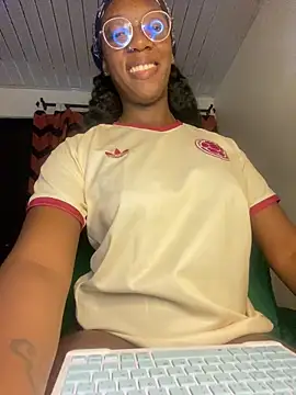 Chat +18 de GaiaFiore ao vivo