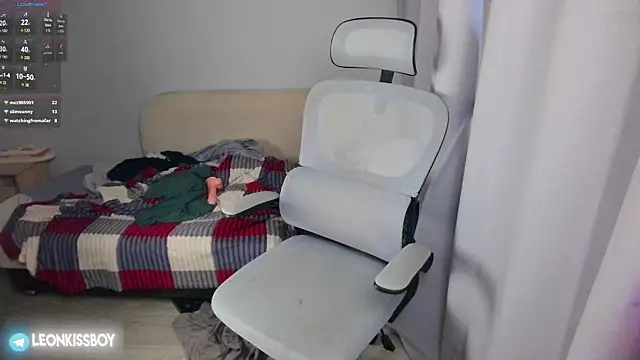 LeonBoykisser 라이브 XXX 채팅