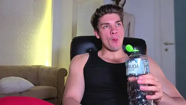 Chat XXX ao vivo de MaxKaiden