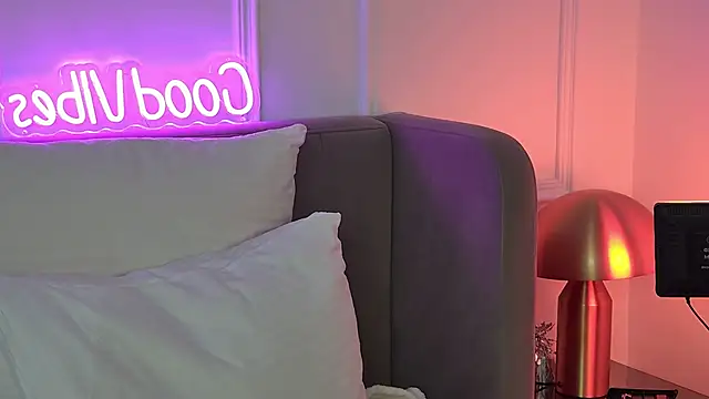 MeganStrane – Naživo XXX chat