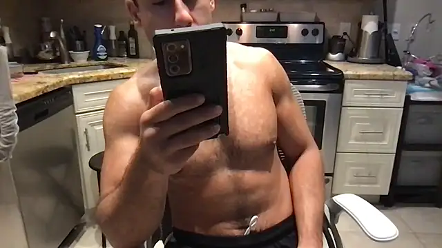 BigGuyMuscle's Live XXX Chat