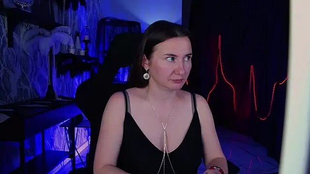 Golden_Dragon Chat XXX live