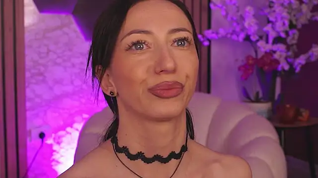 XXX chat uživo modela RubyFever