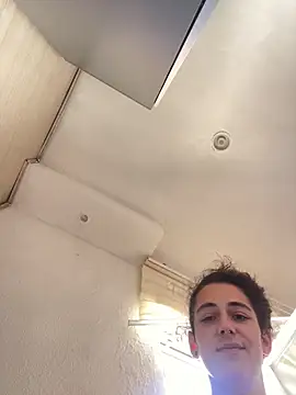 Chat XXX en directo de m1999m1