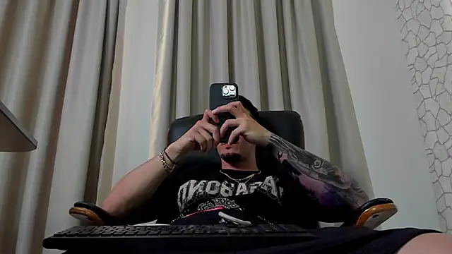 Chatroom XXX en direct de ClintMasters