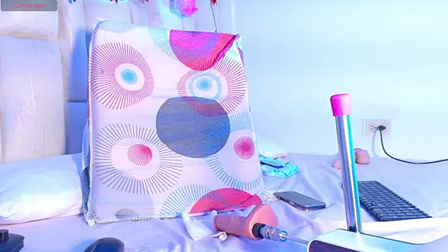Bella-SandersのライブXXXチャット