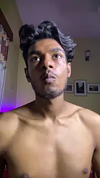 XXX chat uživo modela GunSlay
