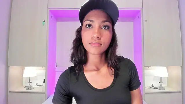 AnahiCollins' Live XXX Chat