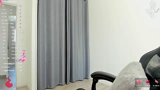 HATSUNE__ – Naživo XXX chat