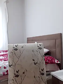 Defne0734 Adlı Modelin Canlı XXX Sohbeti