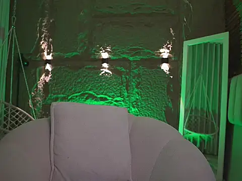 XXX chat uživo modela LoganVarela