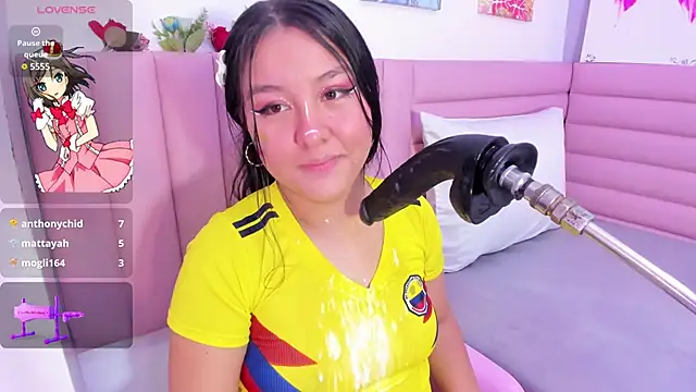mia_celezte élő XXX-chatje