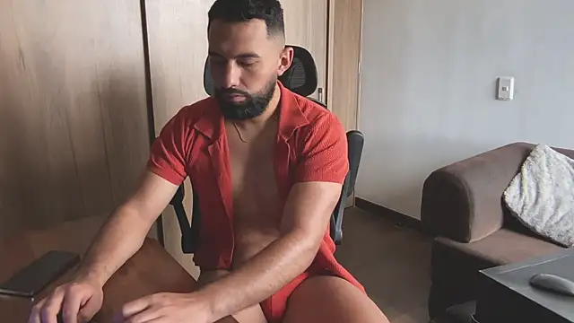 Rob_fab live XXX chat