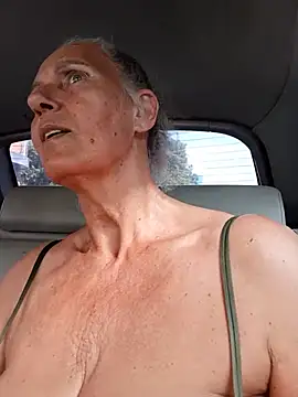 yalukerya Chat XXX in diretta