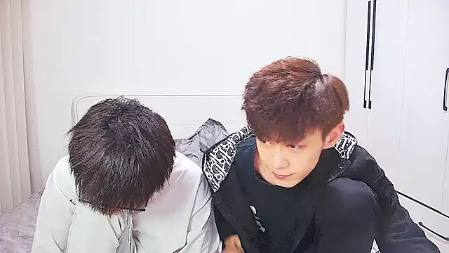 KK-cuteboy 在線直播表演