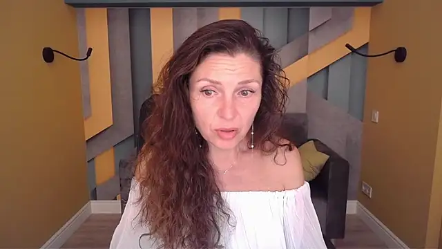 Chatroom XXX en direct de EllaLong
