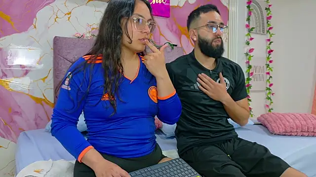 ObsessionRoom's Live XXX Chat