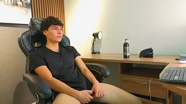 Chat XXX Live Esteban_Fire