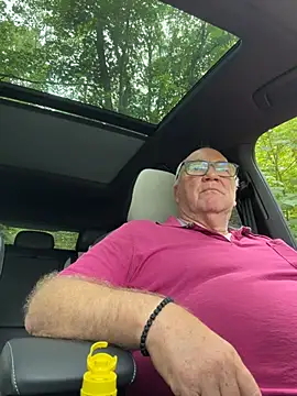 biggandybig XXX чат на живо