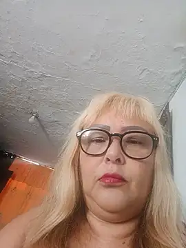 Ana202610 Adlı Modelin Canlı XXX Sohbeti