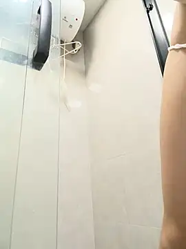 Pippin-19 Live XXX-Chat