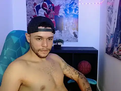 Chat XXX en directo de Brian_Adler