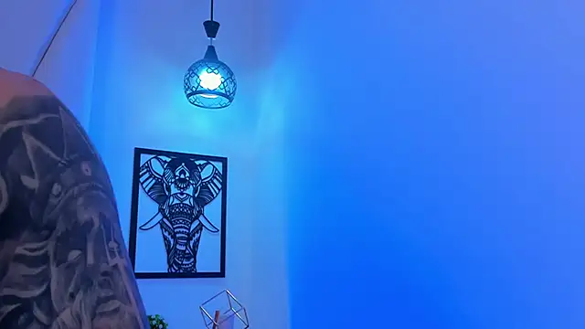Justin_WhiteJS Chat XXX live