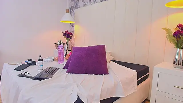 Tesalove_606's Live XXX Chat