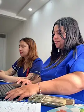 Chat +18 de velen_09 ao vivo