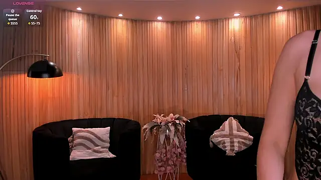 Chat +18 de MeganScott ao vivo