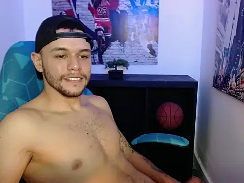 Brian_Adler Chat XXX in diretta