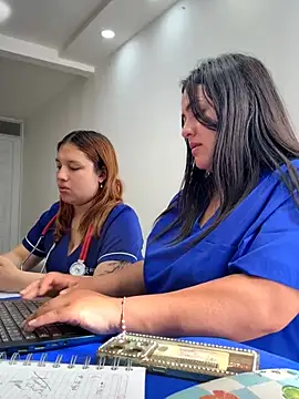 Chat XXX en directo de velen_09