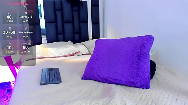 elian_7 Adlı Modelin Canlı XXX Sohbeti