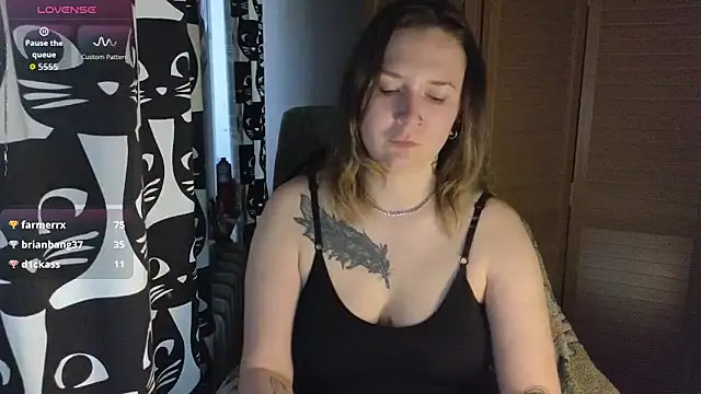 Ozalin_'s Live XXX Chat