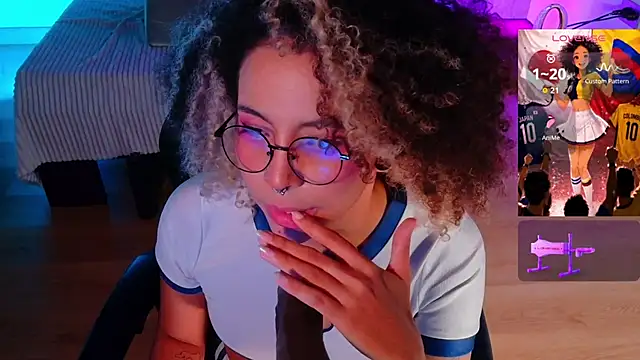 Chat XXX ao vivo de emmanakamura