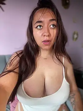 Czat XXX na żywo – Im_Luuu