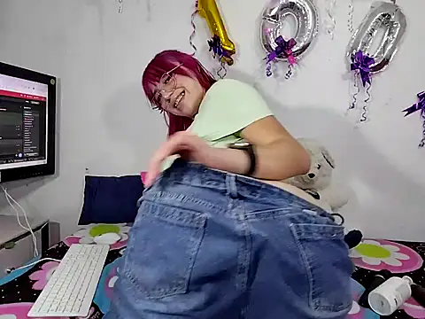 Chat +18 de Kitty_Melodi ao vivo