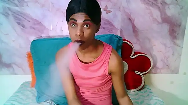 Chat +18 de EbonySweetPeach ao vivo